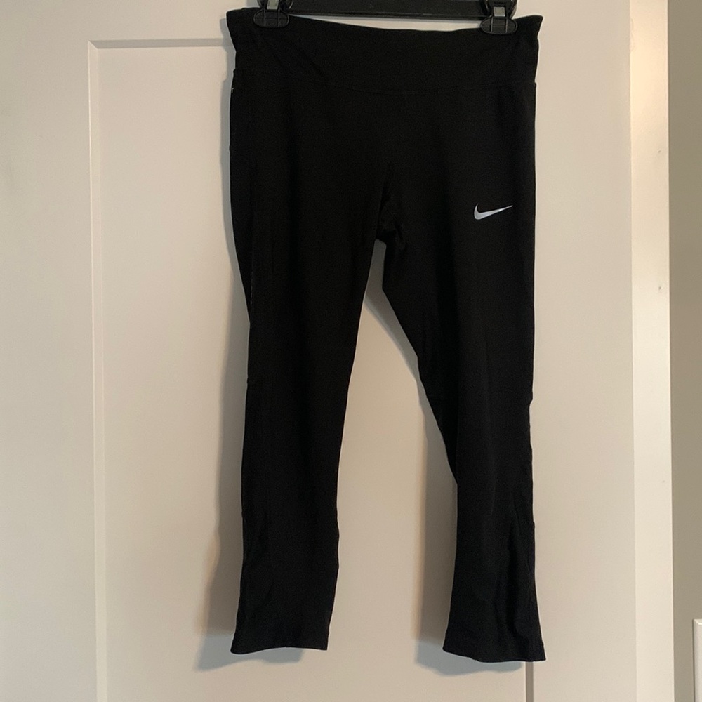 Nike Dri Fit Running Capri w/ key zipper pocket on back